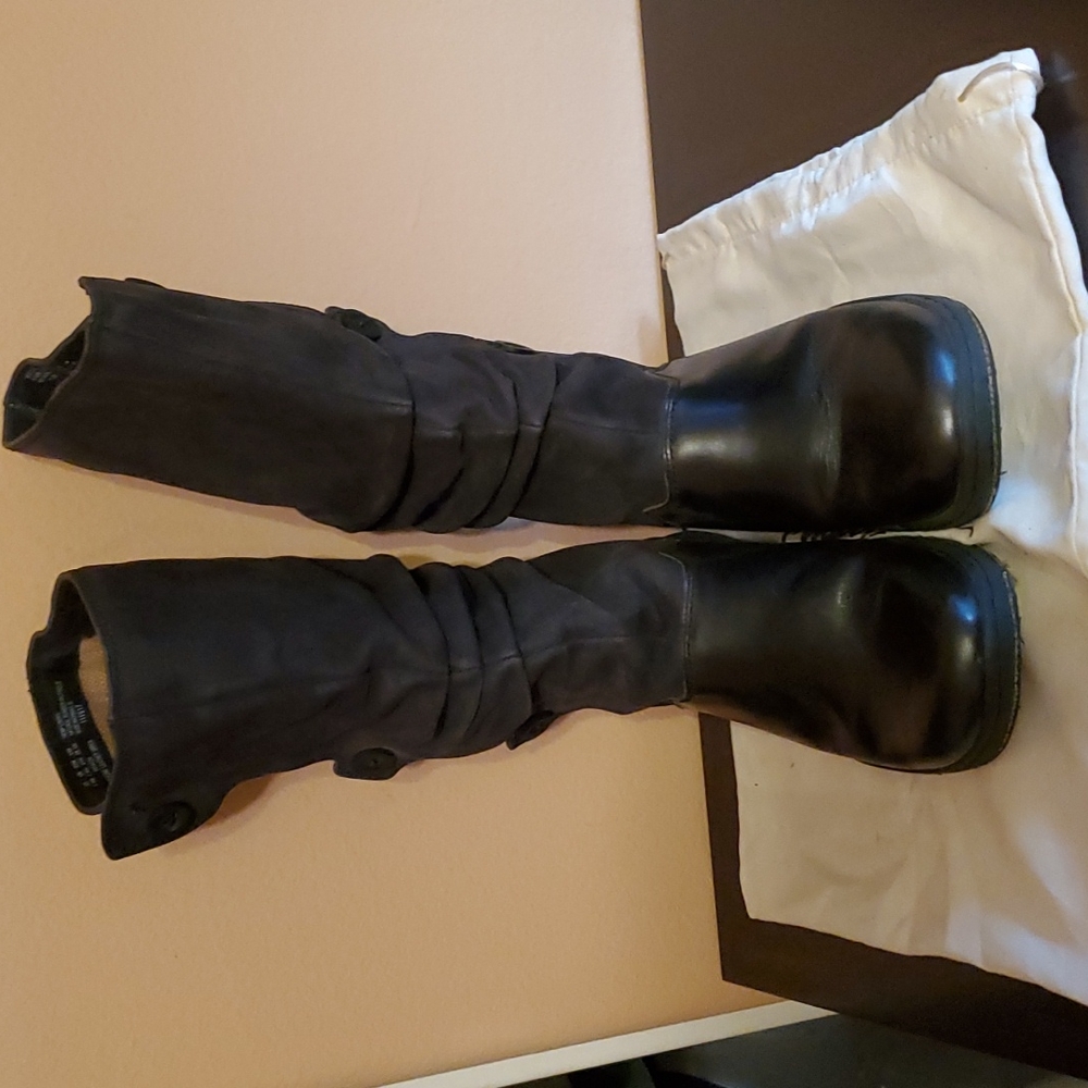 Hush Puppies